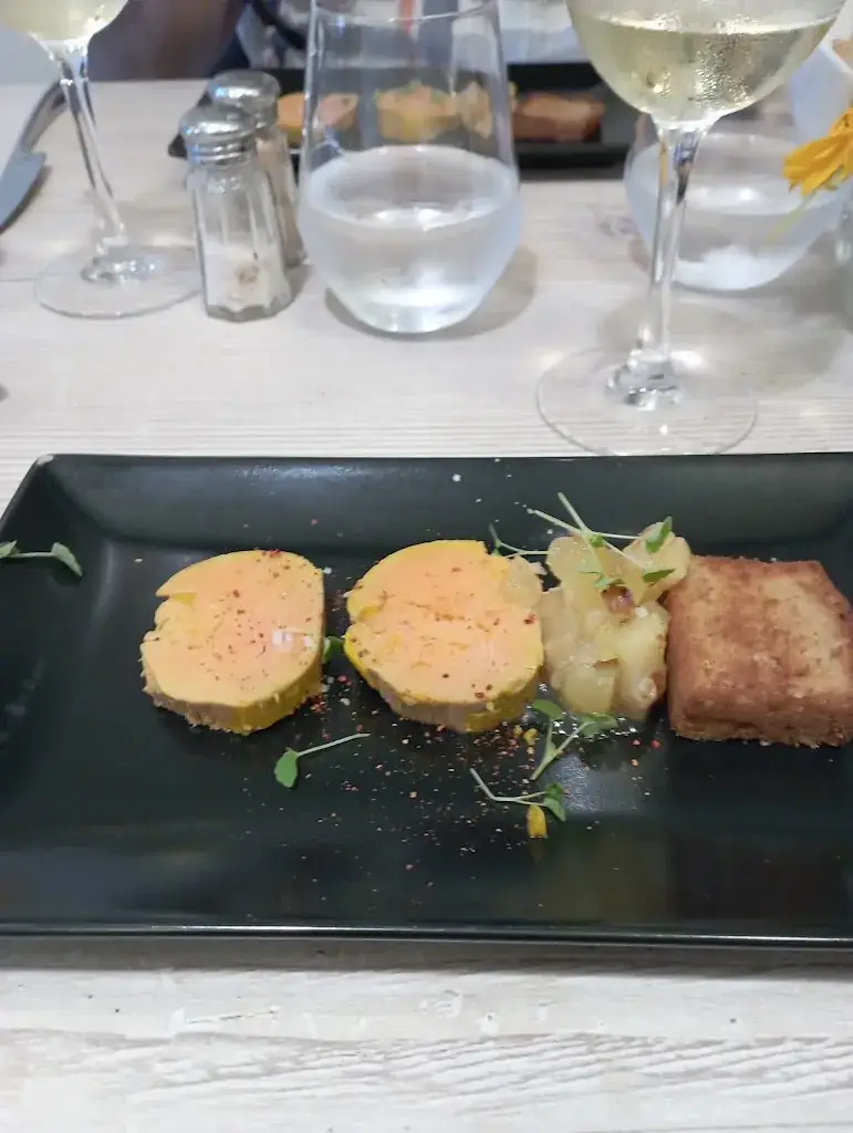 Menu_Bernie Et Vincent Table Gourmande_Oeyreluy_immagine_3