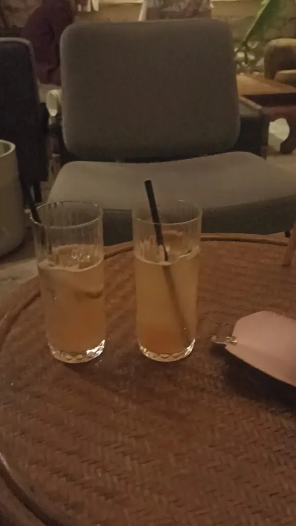 Chez Nous, French Pub & Savoir-Vivre_Dax_slider_image_2