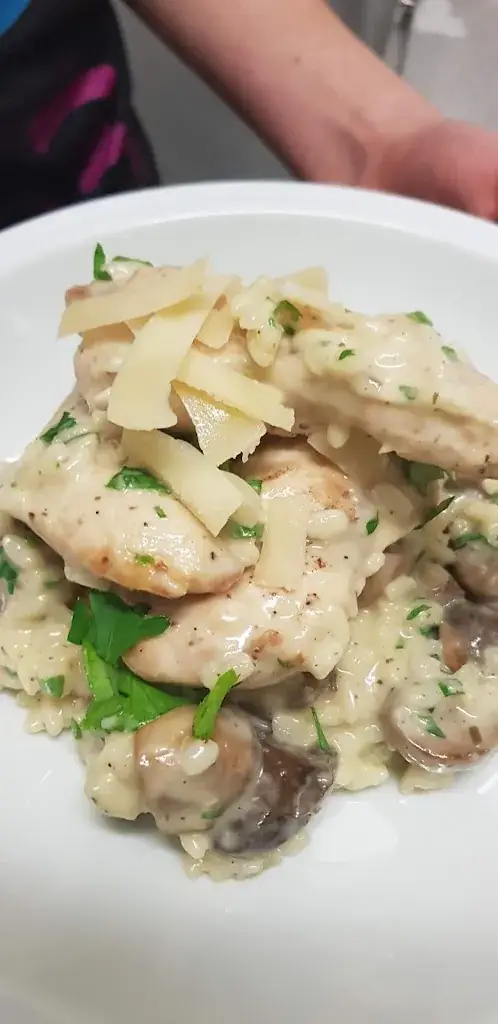 Bar Restaurant Pizzeria O'Bistro_Heugas_slider_image_3