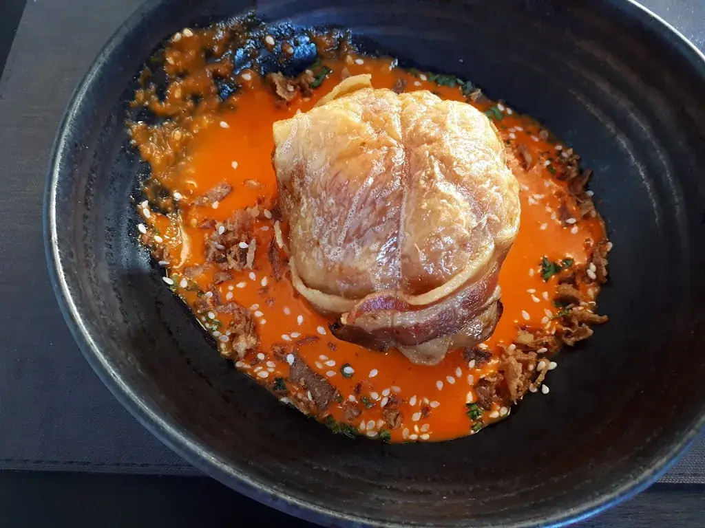 Ine Crince_Au Ferleo_Hinx_review