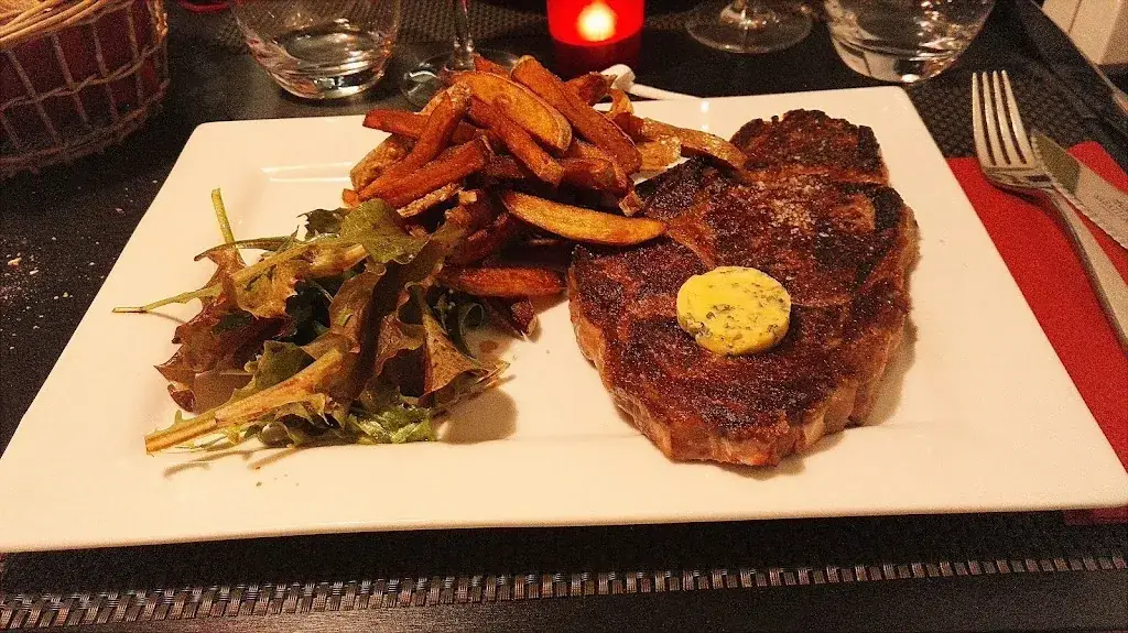 Au Ferleo_Hinx_slider_image_2