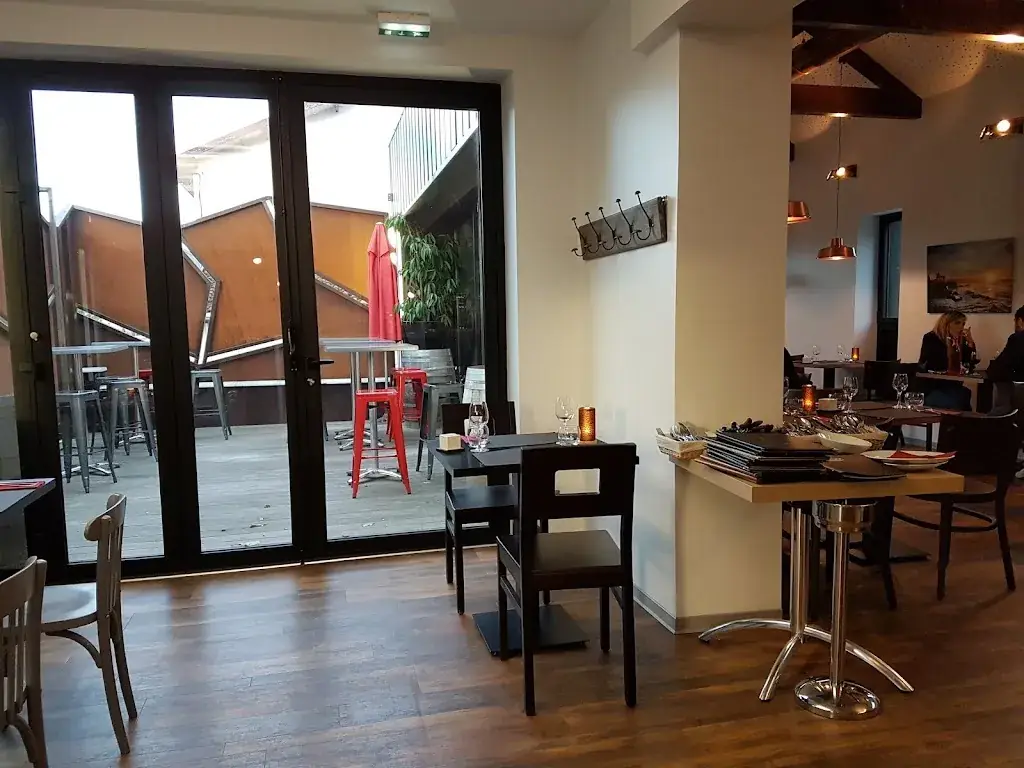 Au Ferleo_Hinx_slider_image_3