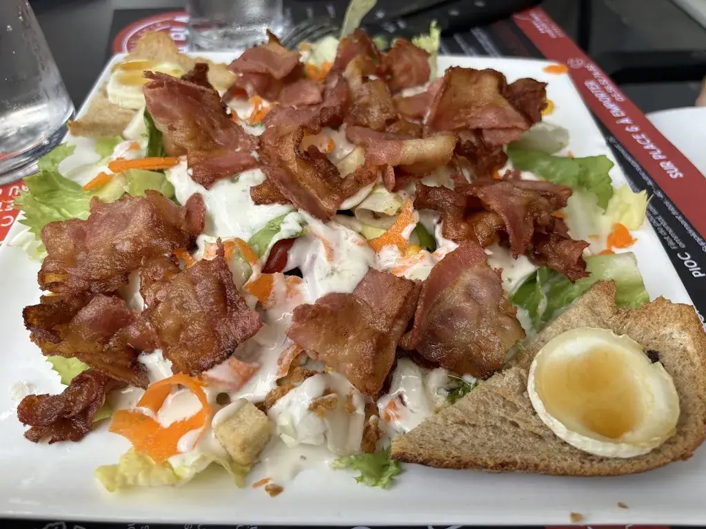 Malcolm Goodall_Bla Bla Bar_Hagetmau_review