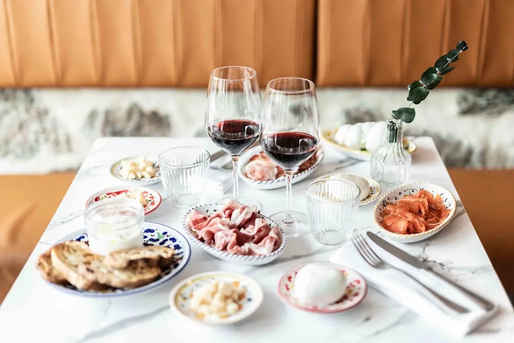 Les Quatre Gourmets_Annecy_slider_image_3