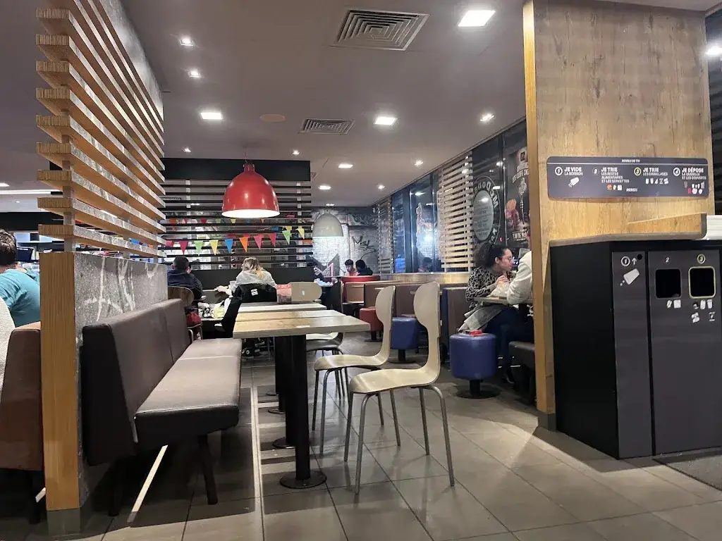 Stephane R_McDonald's_Hagetmau_review