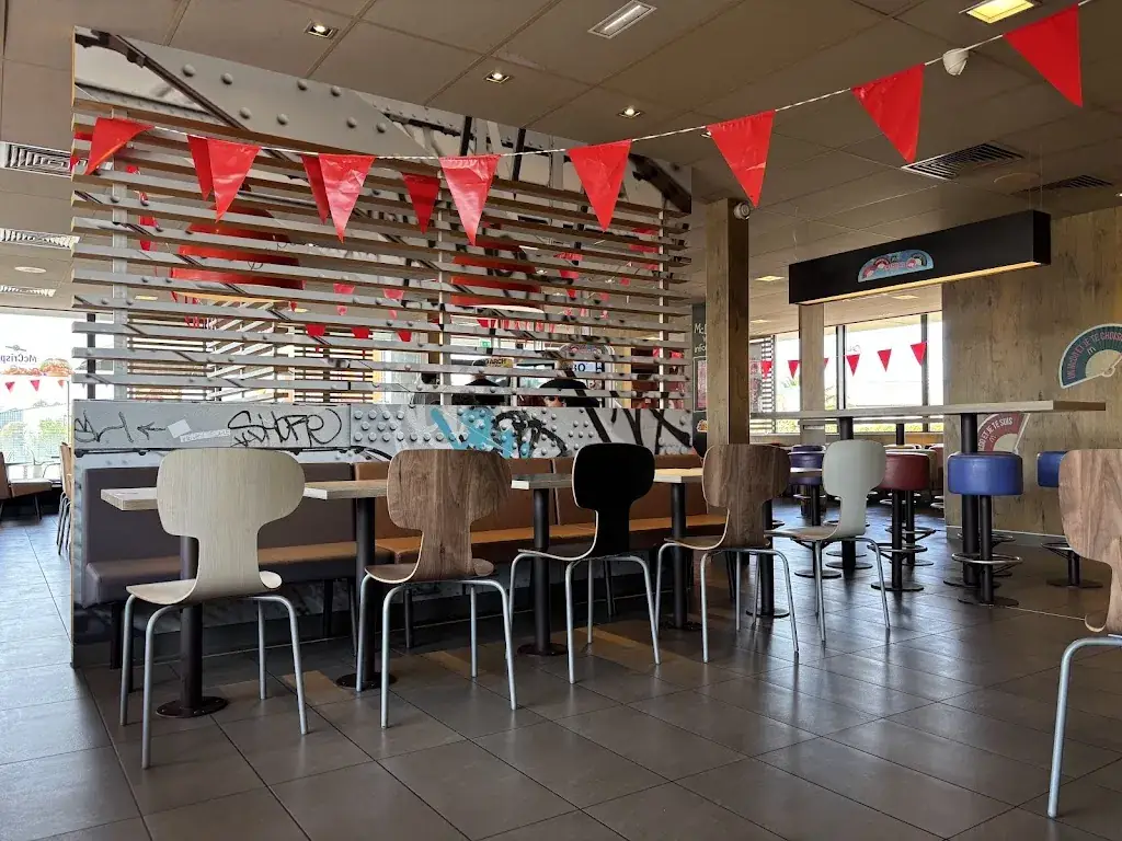 McDonald's_Hagetmau_slider_image_2