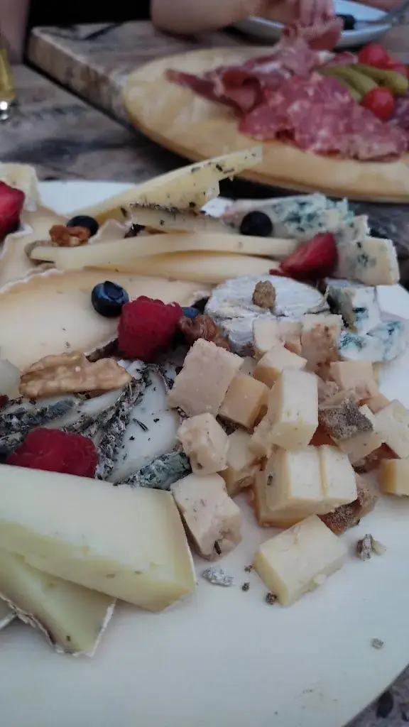 Florence CASTA_Cheese Phil 'cheeses_Issoire_review