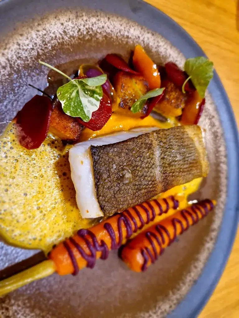 Diana Ramos_Maison Pailhasson_Idron_review