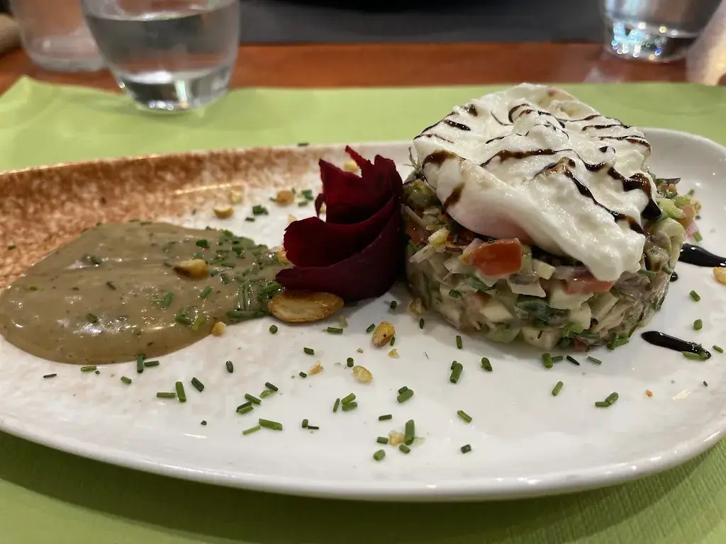 F LASSALLE L_Le Roy'home Restaurant_Idron_review