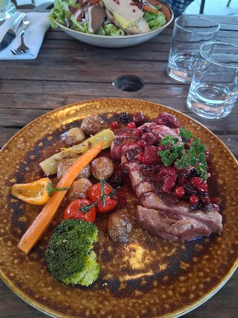 Resto de la Gare_Hourtin_slider_image_3