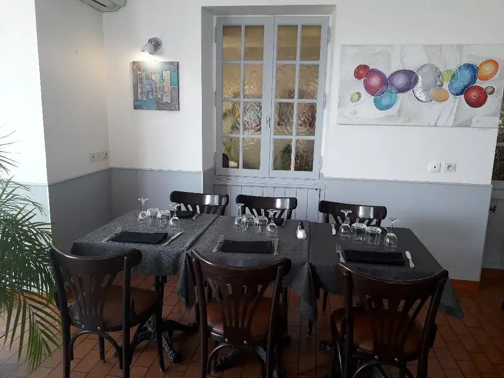 Hotel Bar Restaurant D'Hourtin_Hourtin_slider_image_1