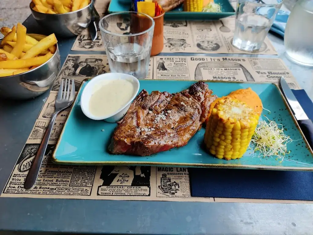 Clara Godin_Le Ranch River_Hourtin_review