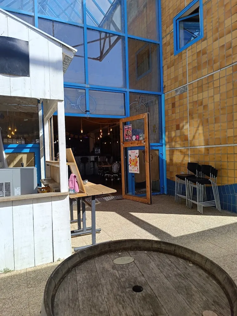 Dan Tlk_Le Galion_Hourtin_review