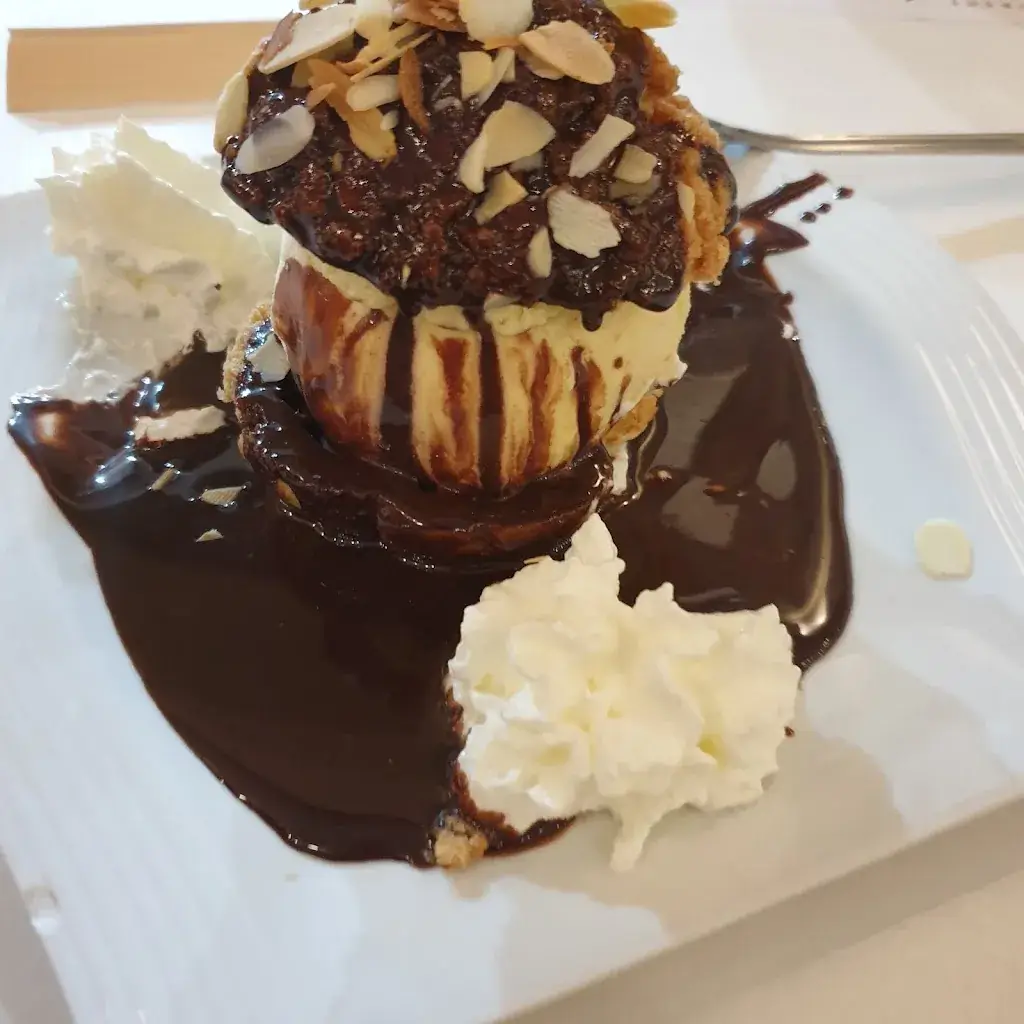 Peter Bowyer_Restaurant Aux Moules_Hourtin_review