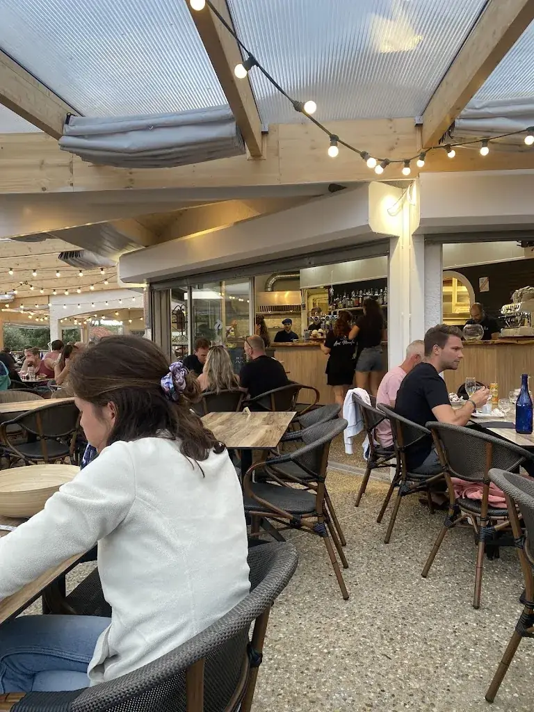 Restaurant Aux Moules restaurant in Hourtin