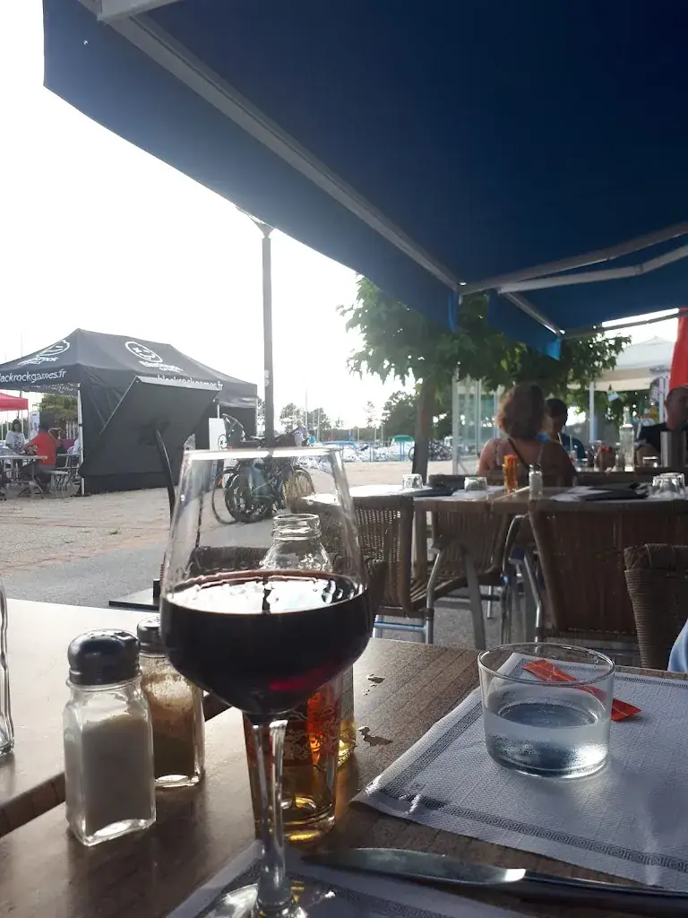 La Pêcherie Restaurant_Hourtin_slider_image_1