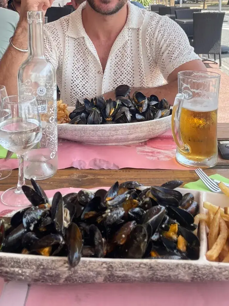 Mastakran sukhitcharoenkul_Le Grillon_Hourtin_review