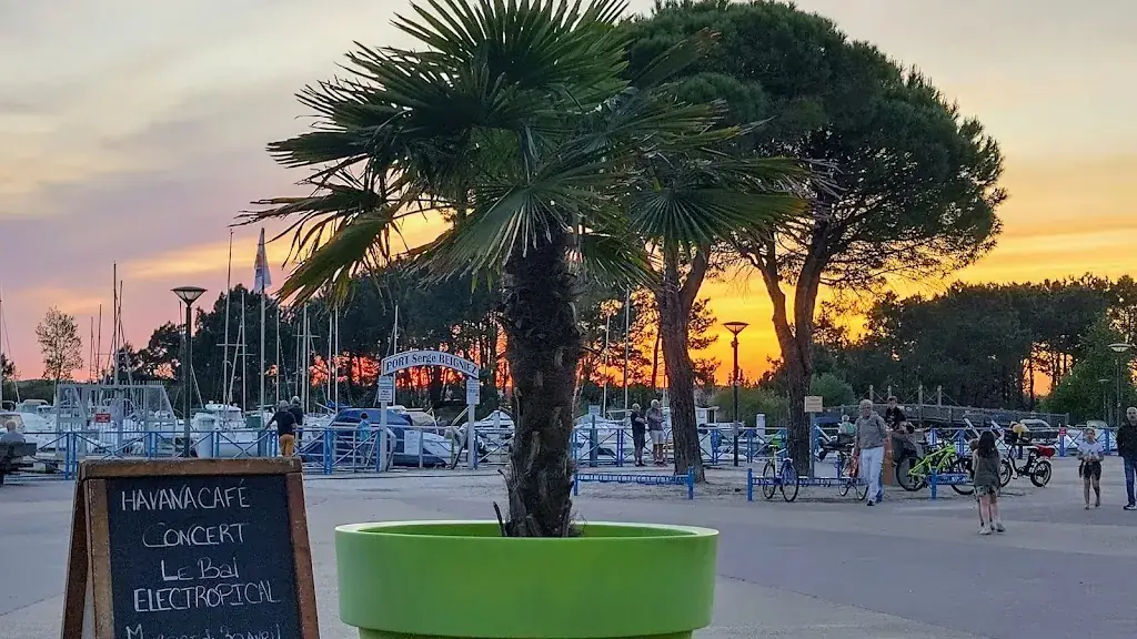 Candy J._Havana Café Hourtin-Port_Hourtin_review