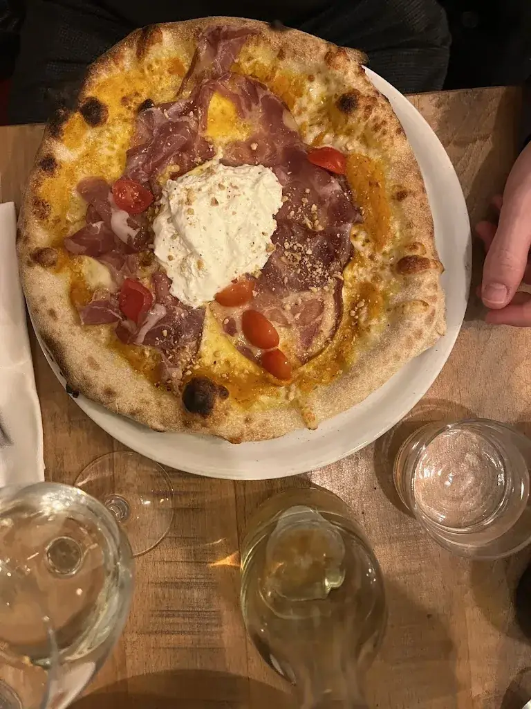 Evi Chalkidou_Le restaurant italien La Trattoria della Nonna_Hendaye_review