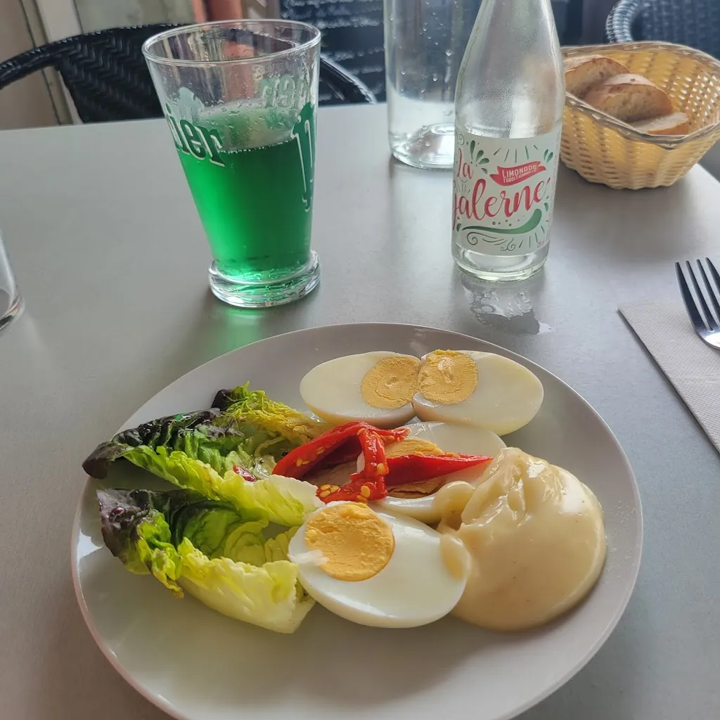 Patrick Albert_L Odyssee_Hendaye_review