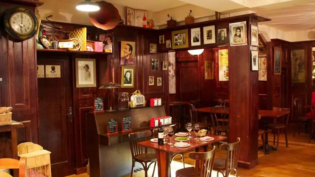 Restaurant " Bistrot KANTTU Ostatua " restaurant in Hendaye