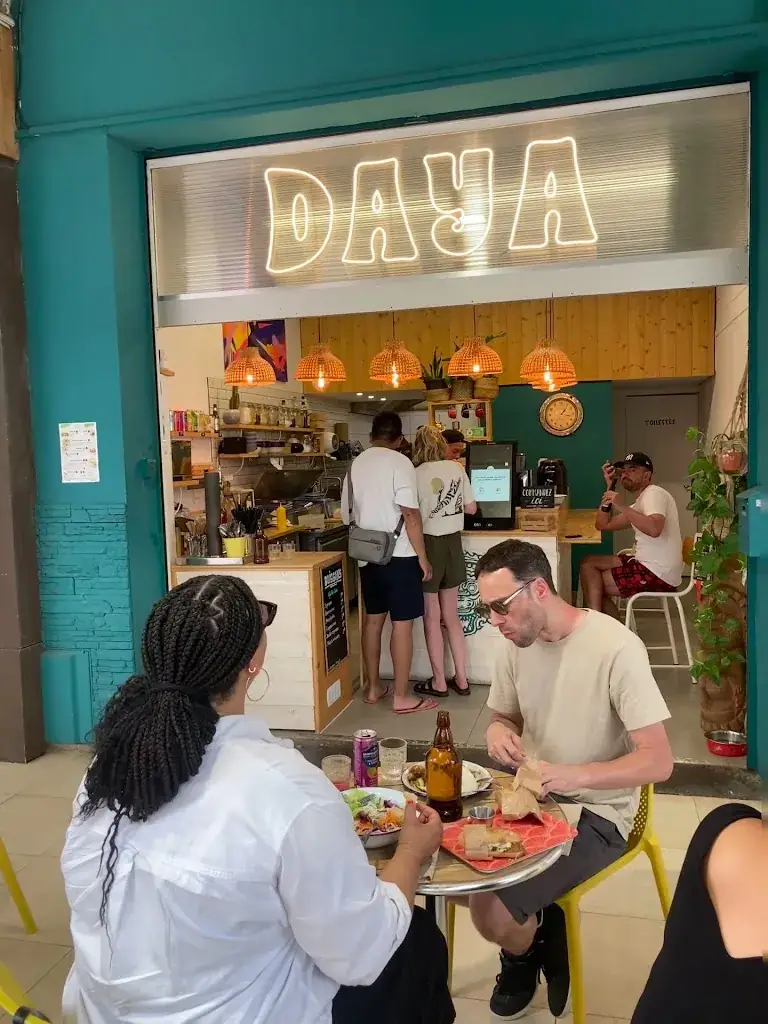 Daya_Hendaye_slider_image_2