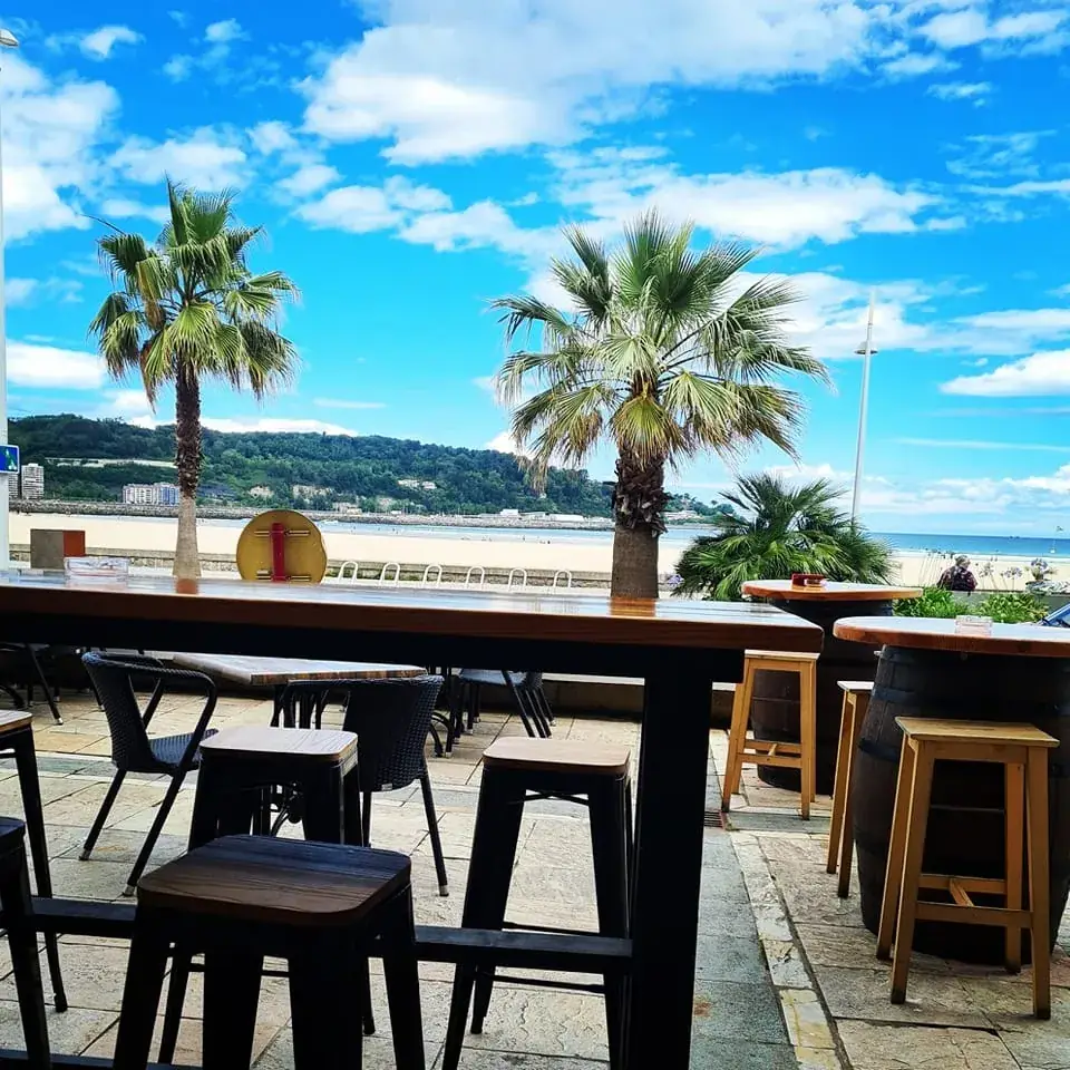 JAIZKIBEL restaurant in Hendaye