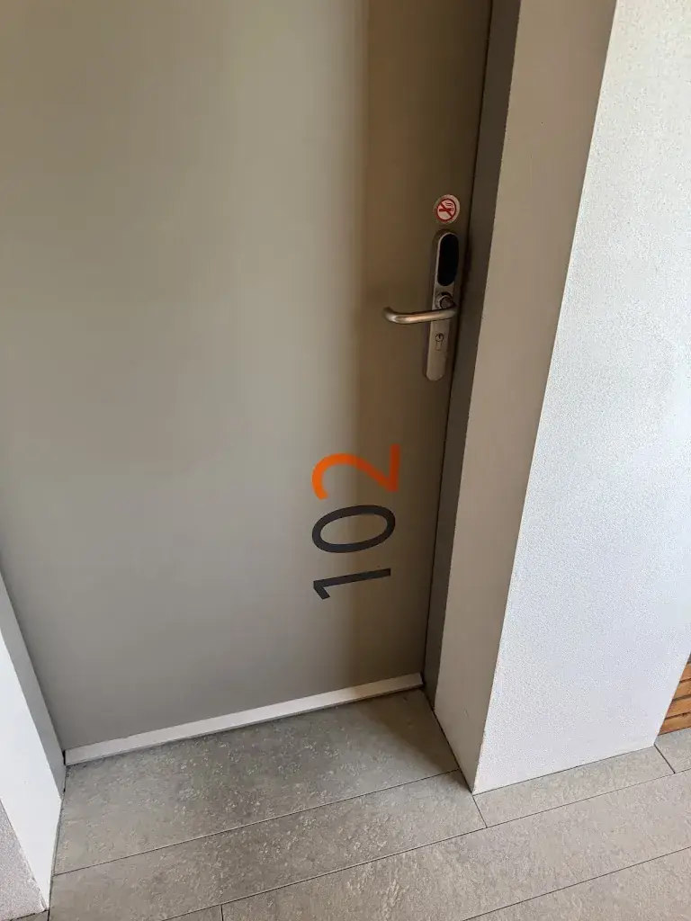 Jeffrey Schoemaker_Hôtel Restaurant Santiago_Hendaye_review