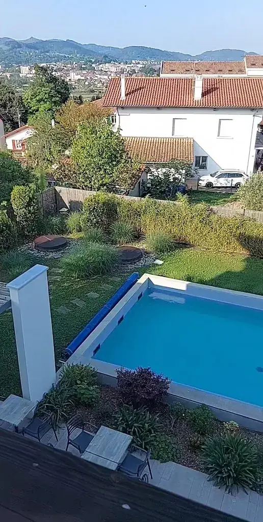 Hôtel Restaurant Santiago Restaurant in Hendaye