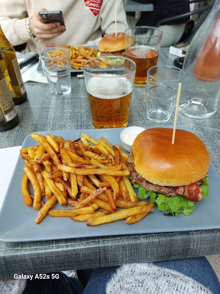 Séverine Sanchez_Bidaia Burger_Hendaye_review