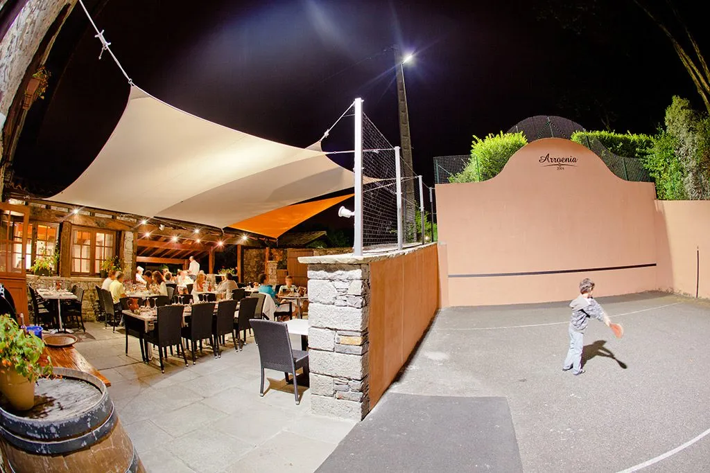 Arroenia - cuisine Basque Restaurant in Urrugne