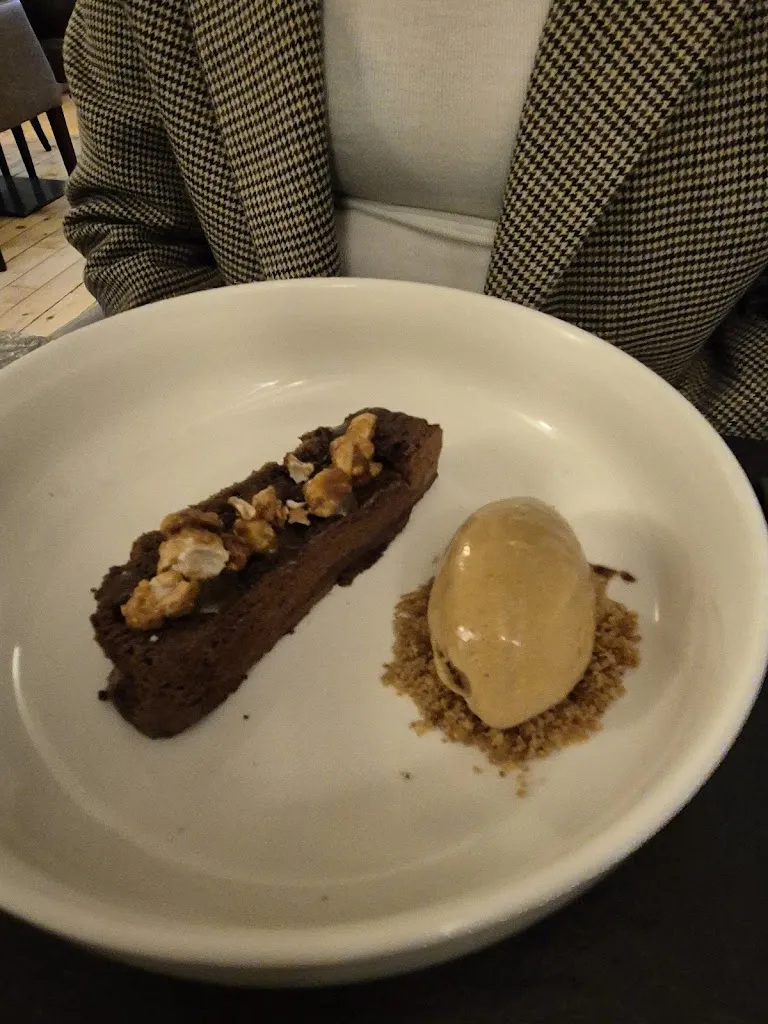 Chema Gonzalez_COZNA_Annecy_recensione