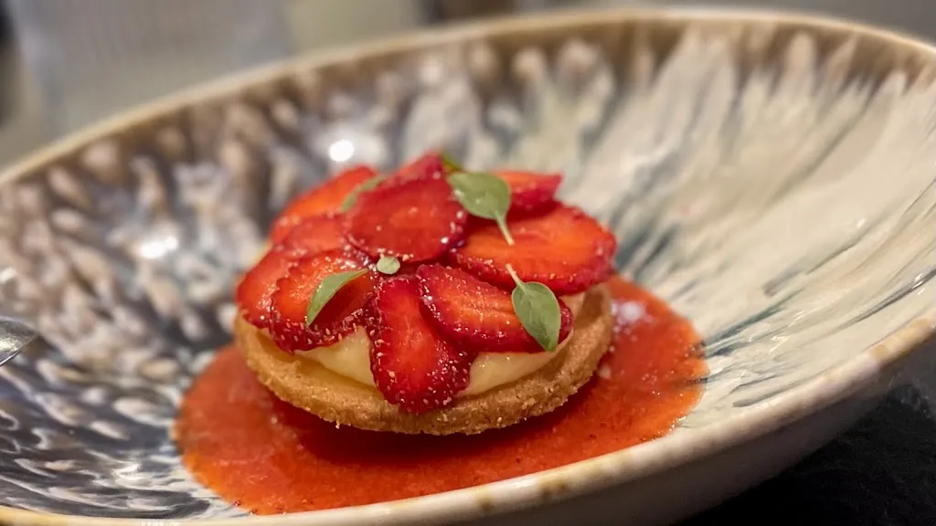 COZNA_Annecy_slider_image_2