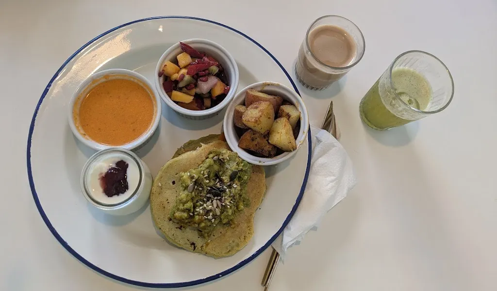 astrid mail_Fave Hendaye_Hendaye_review