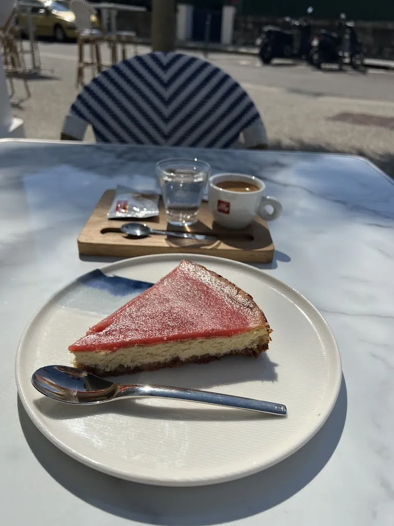 Café des Délices_Hendaye_slider_image_2