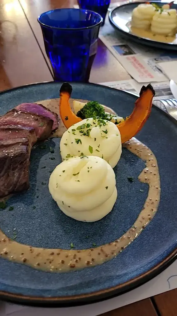 Chez Loïc_Jonzac_slider_image_2