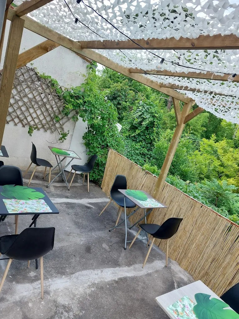 Au-Wok-kreol restaurant in Jonzac