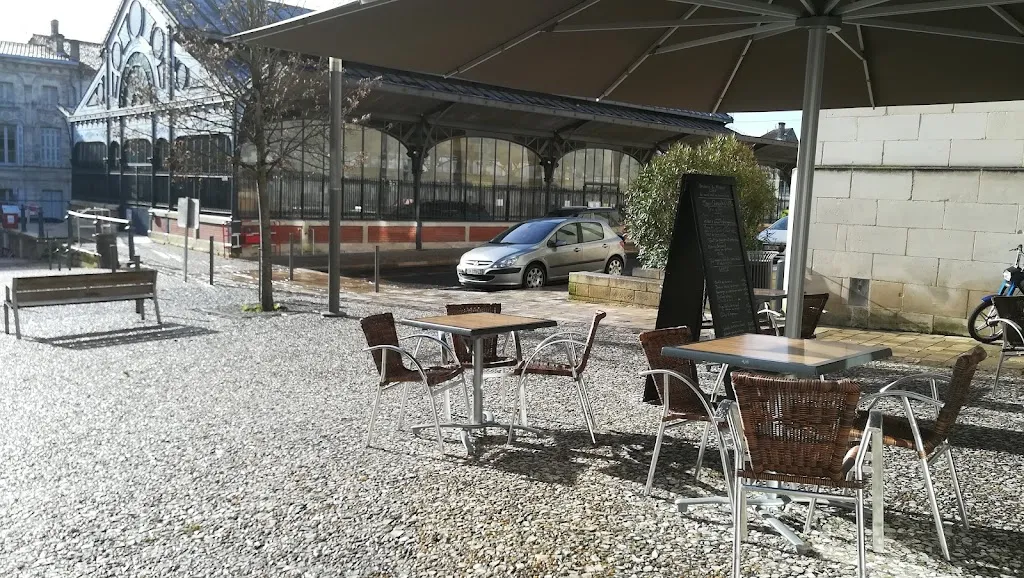 Café Brasserie Du Marché restaurante en Jonzac