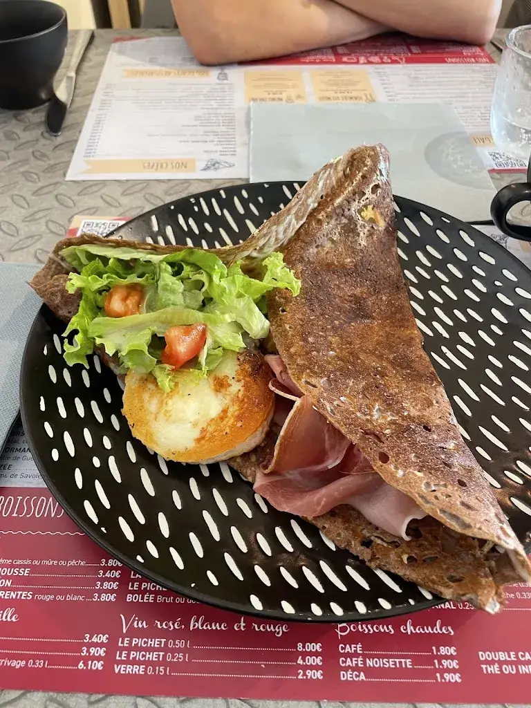 Aryn Rodriguez_Crêperie Rozell à Jonzac_Jonzac_recensione