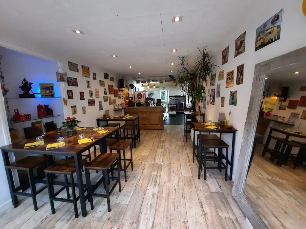 Chez Sananda restaurant in Jonzac