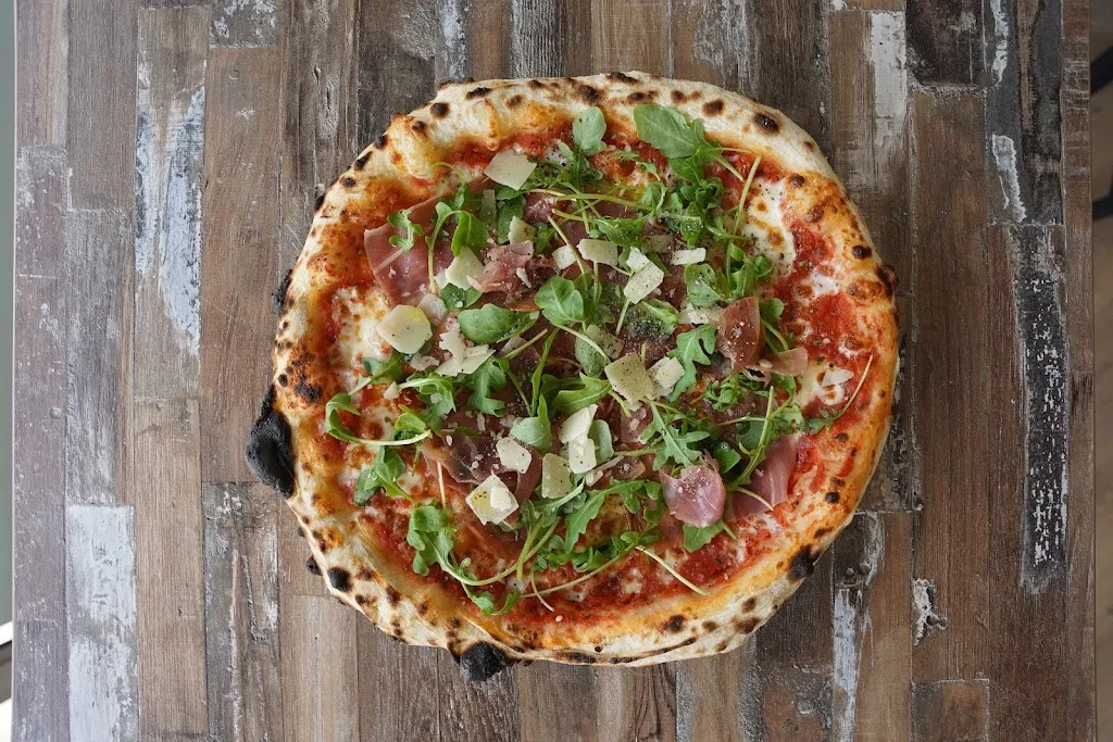 PIZZA E BASTA La Jarne_Jarne_slider_image_2