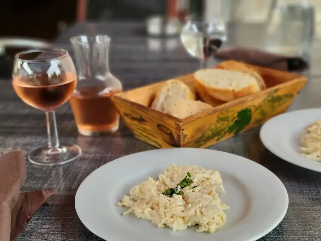 Je Suis Lia_The Greedy Table Cafe_Cadillac-en-Fronsadais_avis