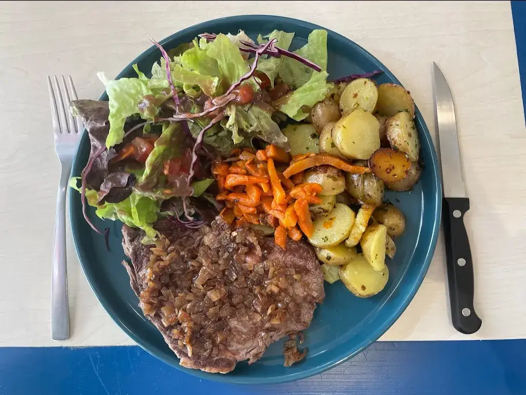 Clément_Restaurant Bar L’Entrepotes_Dolus-d'Oléron_review