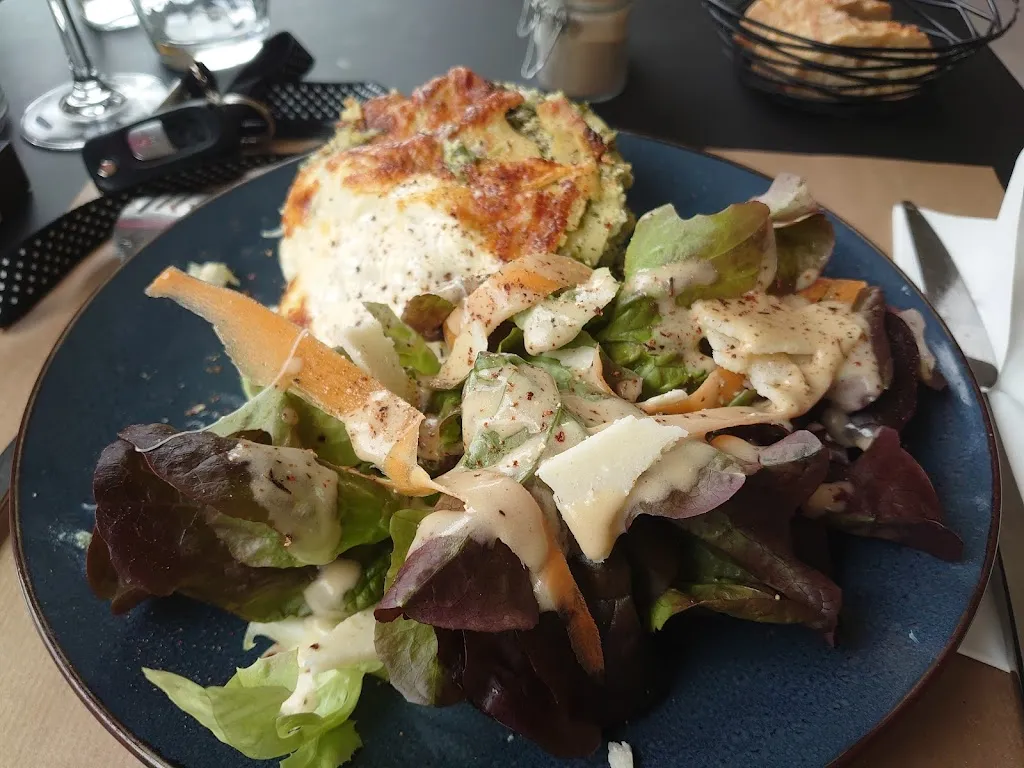 charly yilanhugo_Chez Charly_Lussas_Bewertung