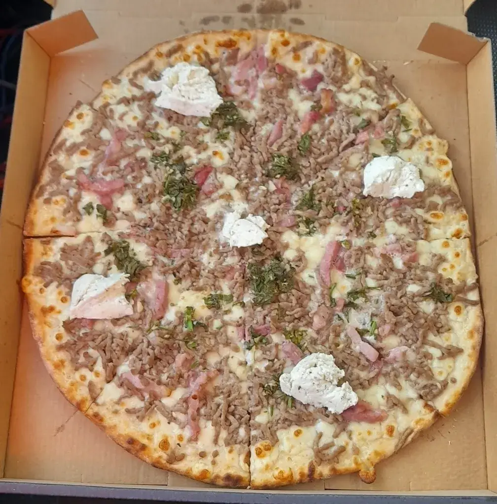 pizzeria du moulin restaurant in Mothe-Saint-Héray