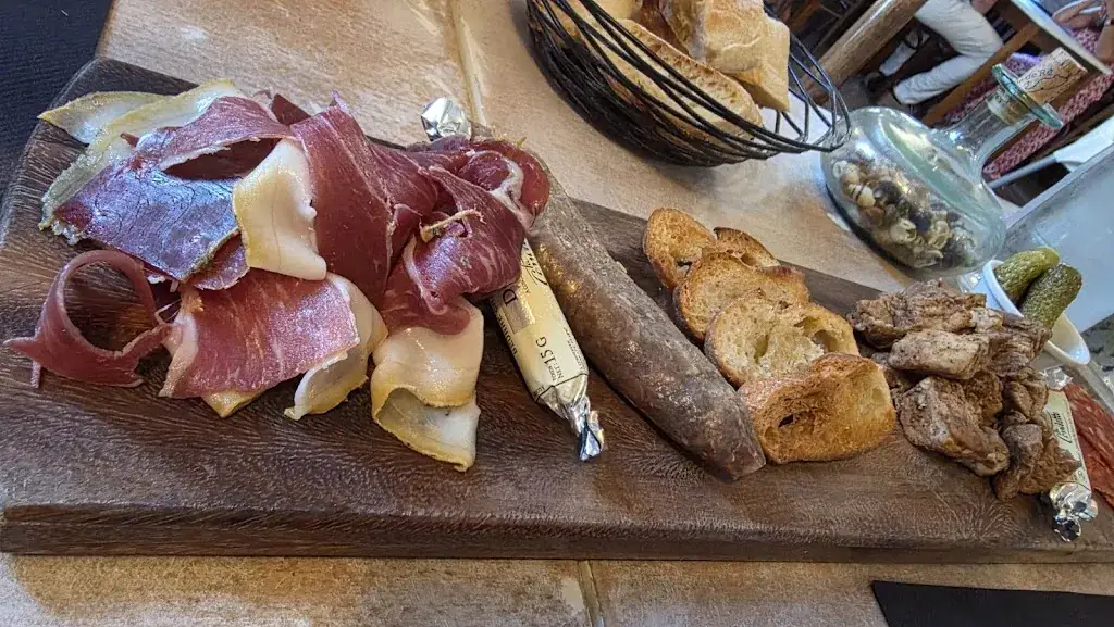 Restaurant Les Pieds dans l'Eau_Flotte_slider_image_3