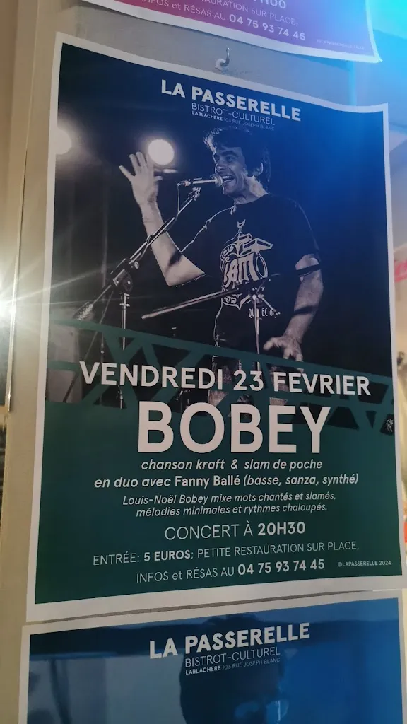 Babydrummeuse Christinebdg_LA PASSERELLE Bistrot-Culturel_Lablachère_review