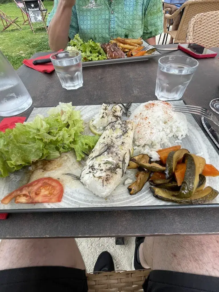 Mike Sheard_L'Aiguillage_Sauve_review