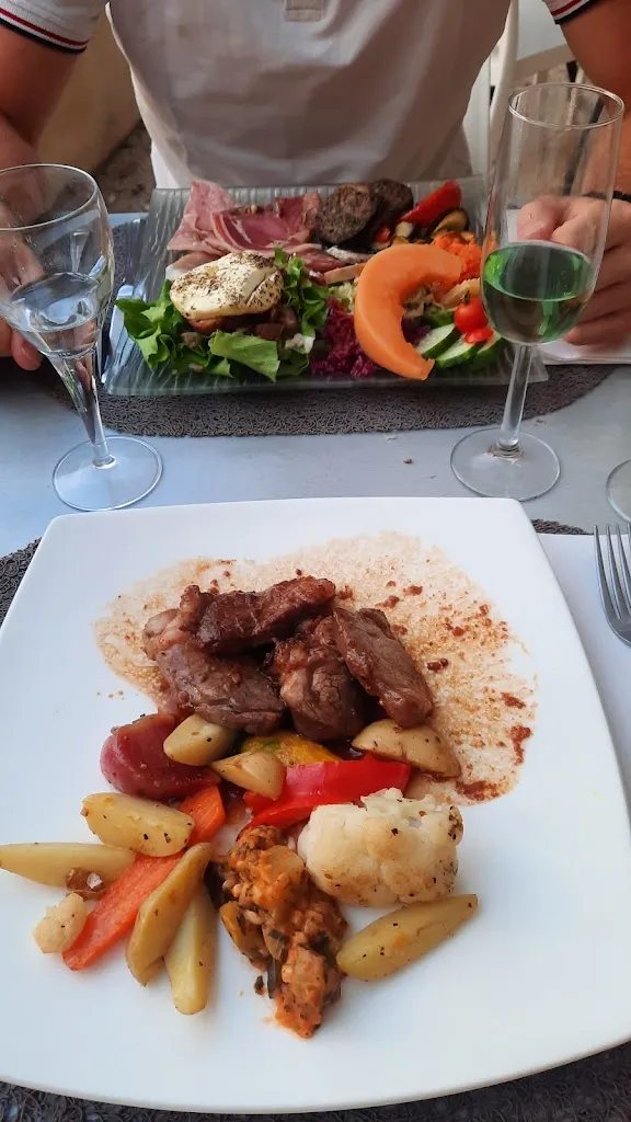 Menu_Auberge De La Couronne Hotel Restaurant_Lablachère_image_9