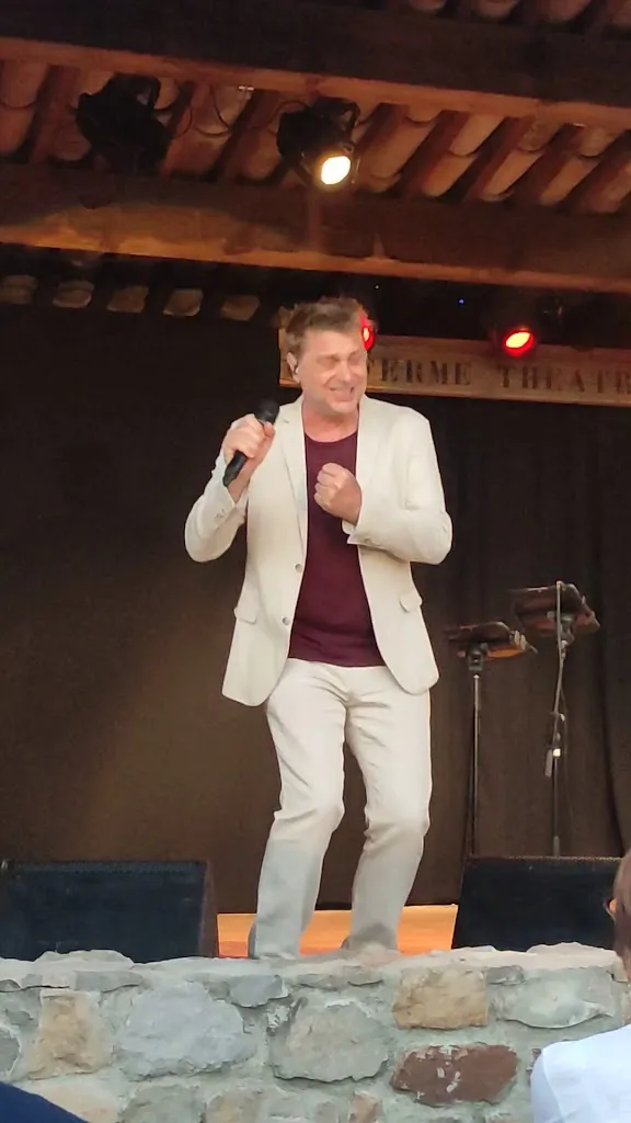 Auberge De La Couronne Hotel Restaurant_Lablachère_slider_image_2